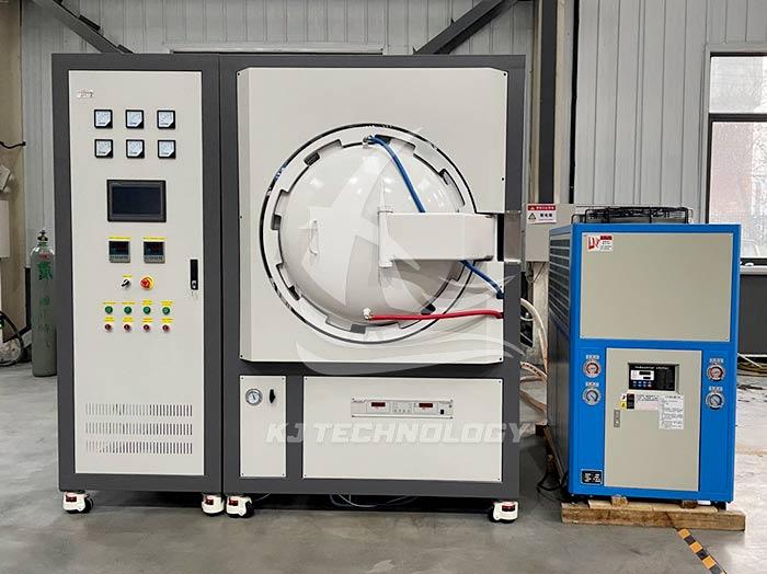 Vacuum Annealing/Tempering Furnace